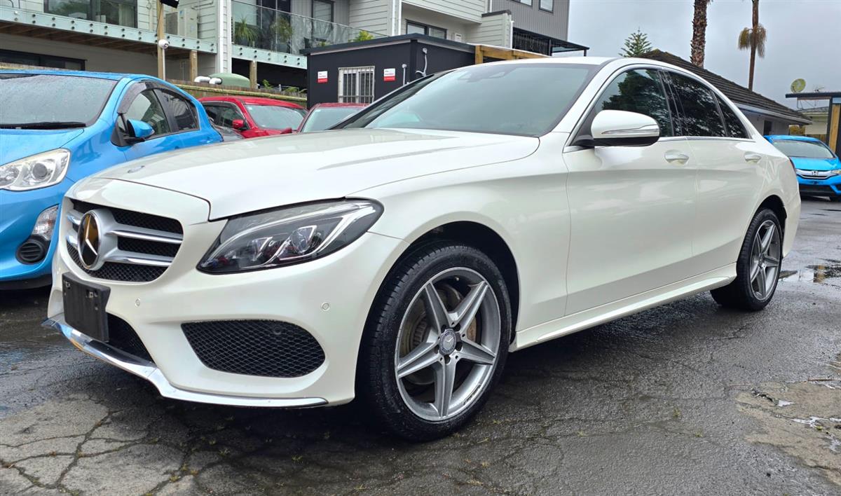 2015 Mercedes-Benz C 200 **Push Start**Cruise Control**Fully Leather & Electric Seats**Reversing Camera** Sedan Automatic, 5 seat, Petrol, 1,991 cc, 69,134 km