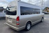 2017 Toyota Hiace Van Automatic, 10 seats, Minibus, Petrol, 2,690 cc, 149,093 km