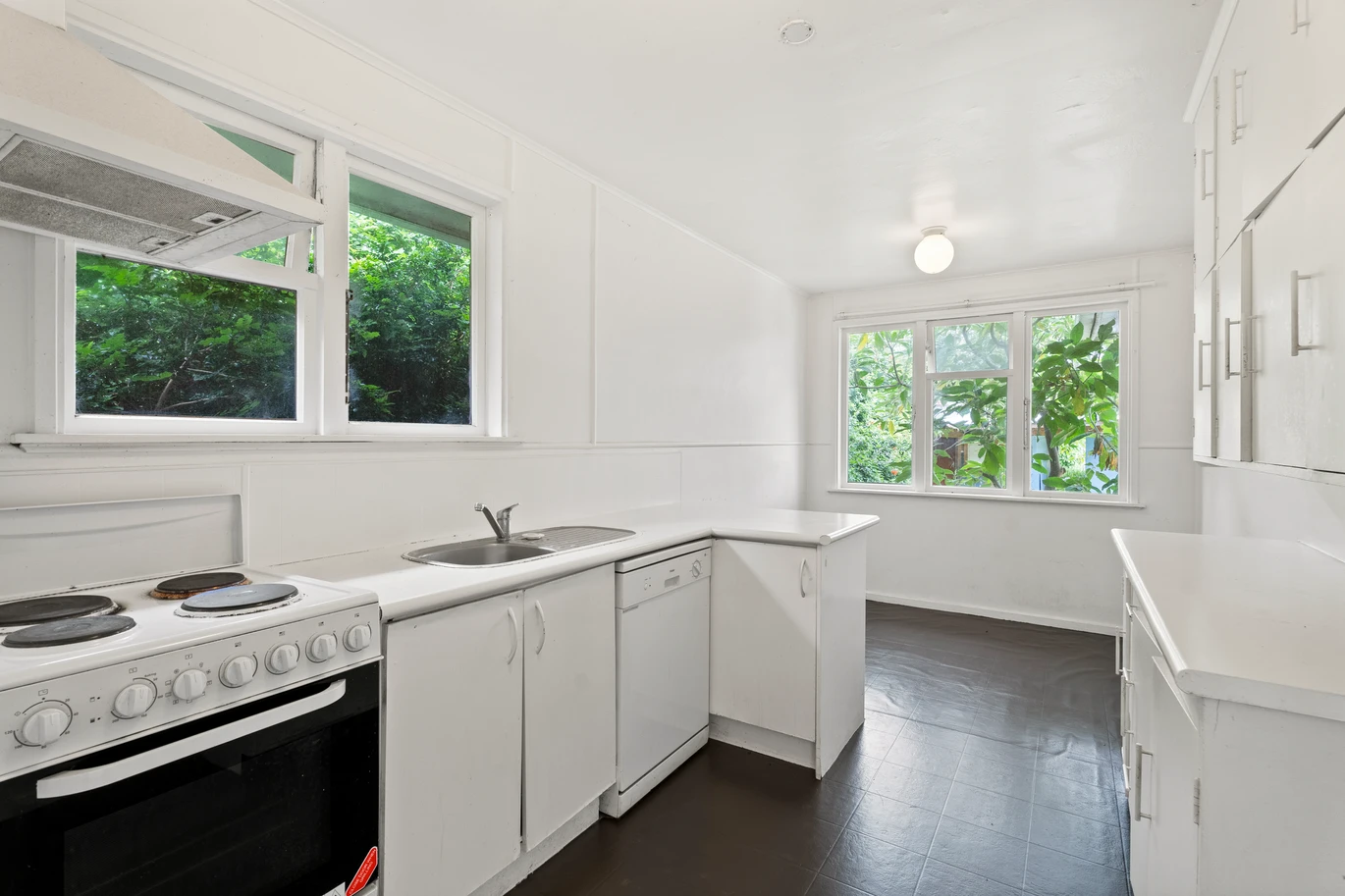 908m2 section with RC Approved 6-Dwelling, 3 beds 1 bath house, Just a short stroll to Queen Street Panmure for shopping, cafés and dining, 3 Kahu Road Panmure, Auckland