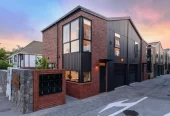 Must sell, Motivated Overseas vendor, Double Grammar school zone, 3 beds 2.5 baths home with garage, Zoned for and within close proximity to Epsom Girls Grammar School and Auckland Grammar School, just minutes from Westfield Newmarket, motorway connections, 8/26 Owens Road, Epsom, Auckland