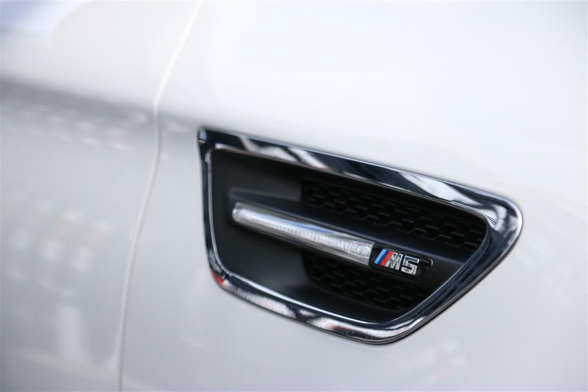 2012 BMW M5 V8 Twin-Turbo,4,400 cc, 141,000 km NZ New, Sedan Tiptronic, 5 seats, Petrol,