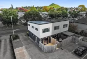 2 beds 1 bath home with car park, located just minutes from Mangere Bridge shops, local cafes, schools, parks, and motorway access, 3/3 Rimu Road, Mangere Bridge, Auckland