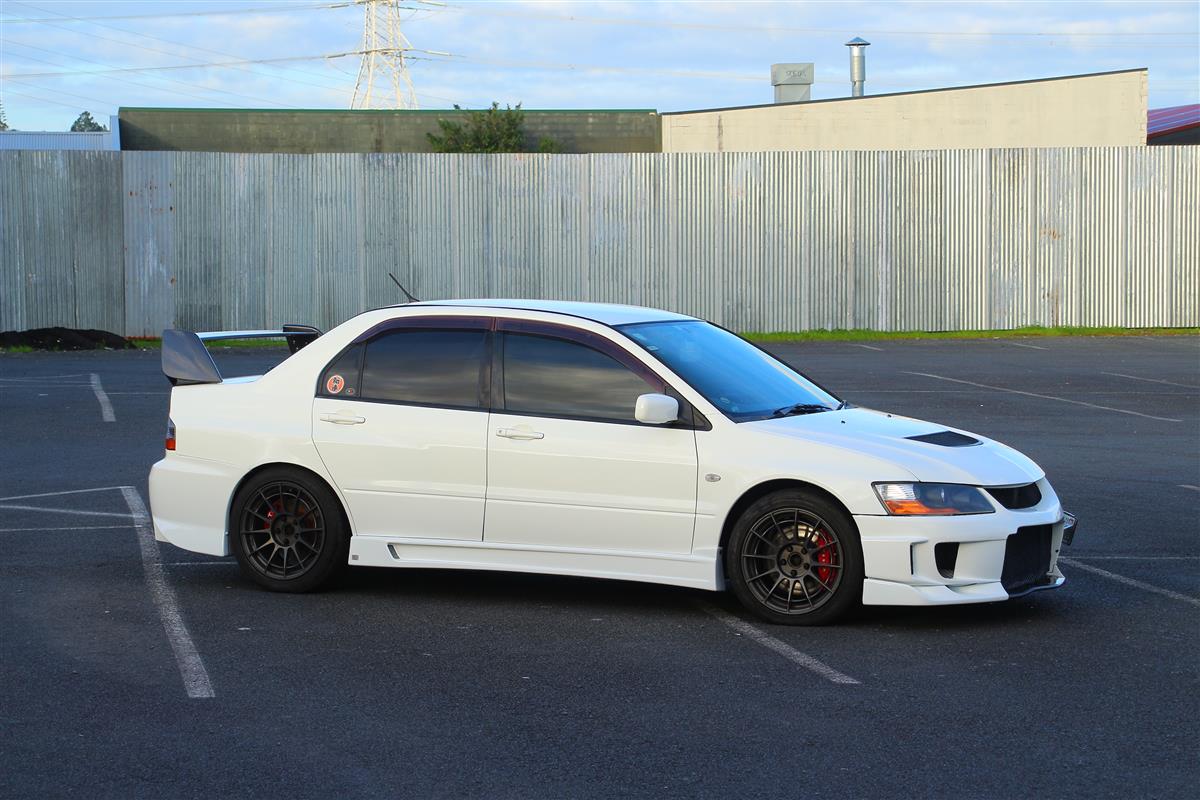 2004 Mitsubishi Lancer EVO VIII MR Manual Turbo Sedan Manual, 5 seats, Petrol, 2,000 cc, 153,000 km