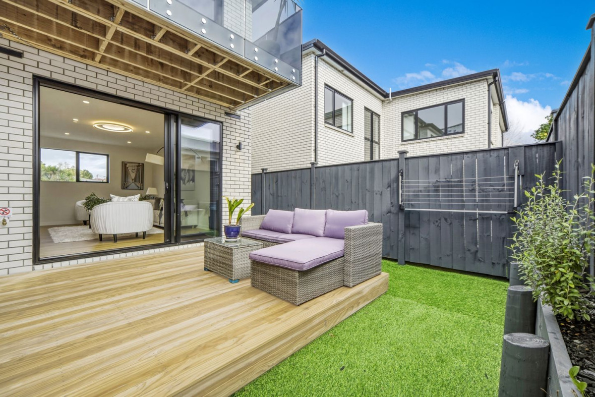10-Year Master Builder Guarantee, 176m2 Brandnew standalone Brick 4 beds 2.5 baths home with garage, move-in ready, Walk to local schools, WestCity Mall, The Boundary, Westwave, 28B Kereru Street, Henderson, Auckland