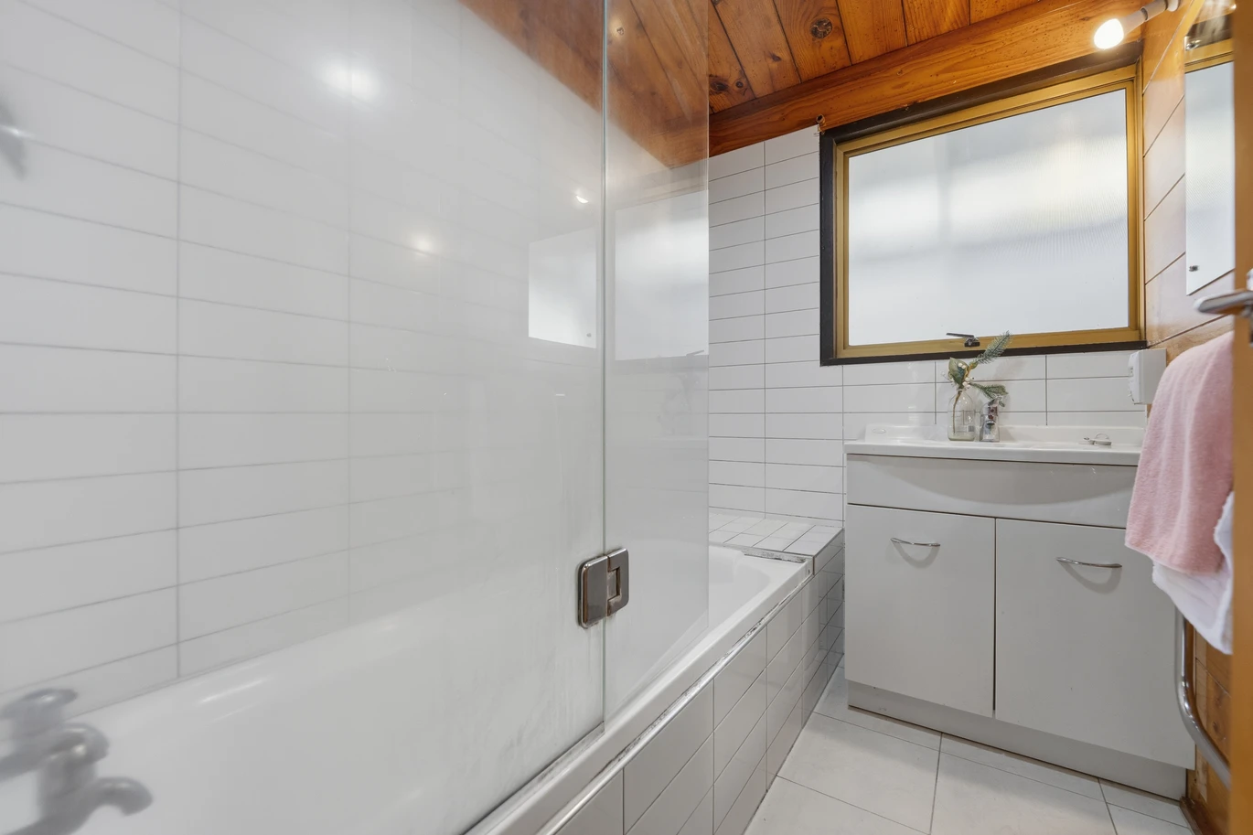 1009m2 section, 2 beds 1 bath house with carport, close to shools, shopping centres, zoned for Howick Intermediate, Owairoa School, Howick College, Star of the Sea School, and Sancta Maria College, 15 Baird Street Howick, Auckland