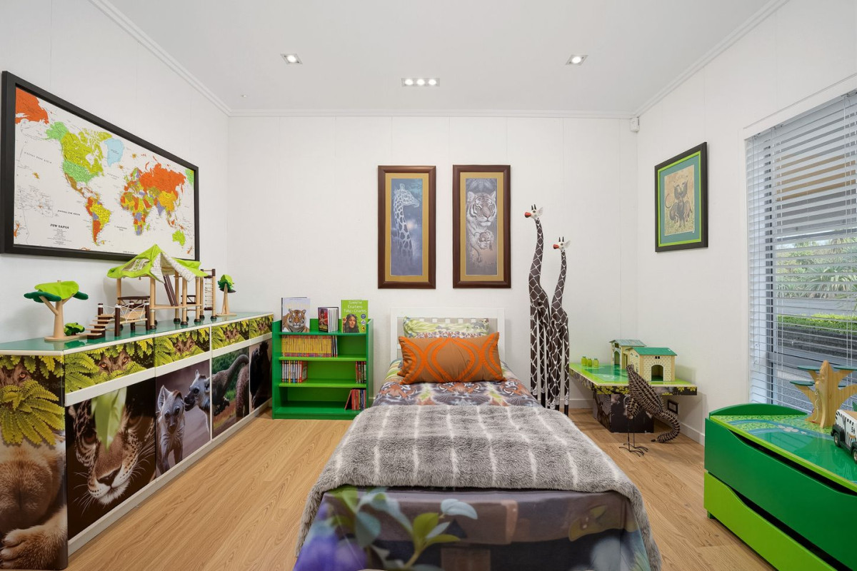 3386m2, Priced Well Below The CV, Owners nearly finished building their new home – bring your offers!, 435m2 7 beds 3 baths house with double garage and swimming pool, close to schools, local shops, 7 Burgundy Park Avenue, Henderson, Auckland