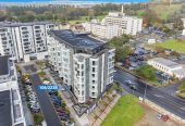 Double Grammar school zone, Liquidating sale, 65m2 1 bed + flexi room 1 bath 1 car park apartment, monment from Cornwall Park and One Tree Hill, zoned for Auckland Grammar and Epsom Girls Grammar school, 106/223B Green Lane West, Epsom, Auckland