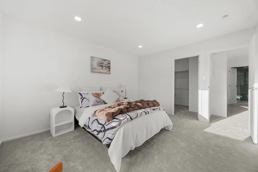 Brandnew Freehold 3 beds 2.5 bath home or 1 bed 1 bath home, close to reserves, schools, train station, local shops, 50 Jillian Drive Ranui, Auckland