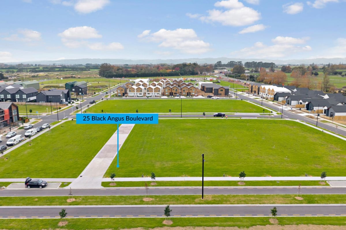 Titles issued , 264m2 section with RC, BC for a 4-bedroom + study standalone home, easy access to motorway, Minutes to Karaka Village and Drury, Close to ACG Strathallan and local schools, Surrounded by parks, walkways, and future amenities, 25 Black Angus Boulevard, Karaka,, Auckland