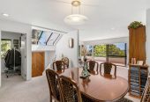 200m2 4 beds (1 ensuite) 2 baths house with double garage on 616m2 section, Zoned for sought-after schools including Shelly Park School, Somerville Intermediate, and Howick College, 15 Perendale Close, Somerville, Auckland