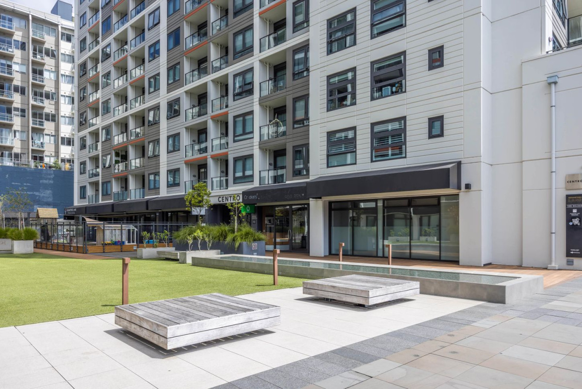 Auckland Girls Grammar school zone, Freehold 2 beds ( 1 bed + 1 Flexi room) 1 bath apartment, Positioned in the sought-after SugarTree Centro development, A storage locker is also included – a valuable bonus for city living. 307/145 Nelson Street, Auckland Central, Auckland