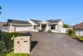 225m2 4 beds 2 baths house with double garage on 741m2 section, zoned for Cockle Bay School, Shelly Park School, Somerville Intermediate and Howick College. close to Meadowlands Shopping Centre, Botany Town Centre, 6 Sharples Place, Somerville, Auckland