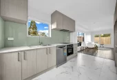 4 beds 2.5 baths home with garage, close to town centre schools, easy motorway centre, 92B Luke Street, East Otahuhu, Auckland