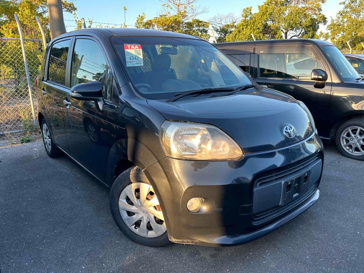 2013 Toyota Porte G Hatchback Automatic, Black, New Import, Petrol, 1,500 cc, 97,000 km
