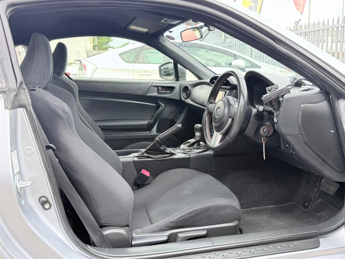 2015 Toyota 86 **Coupe**Parking Sensors**Reversing Camera** Coupe Automatic, 4 seats, Petrol, 1,998 cc, 78,482 km