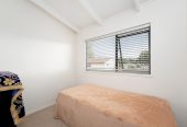 Renovated 3 beds 1 bath house with car parks on 404m2 section, currently rented, easy access to local schools, Glen Eden shops, train station, library, and New Lynn amenities. Zoned for Green Bay High School, 30A Leo Street, Glen Eden, Auckland
