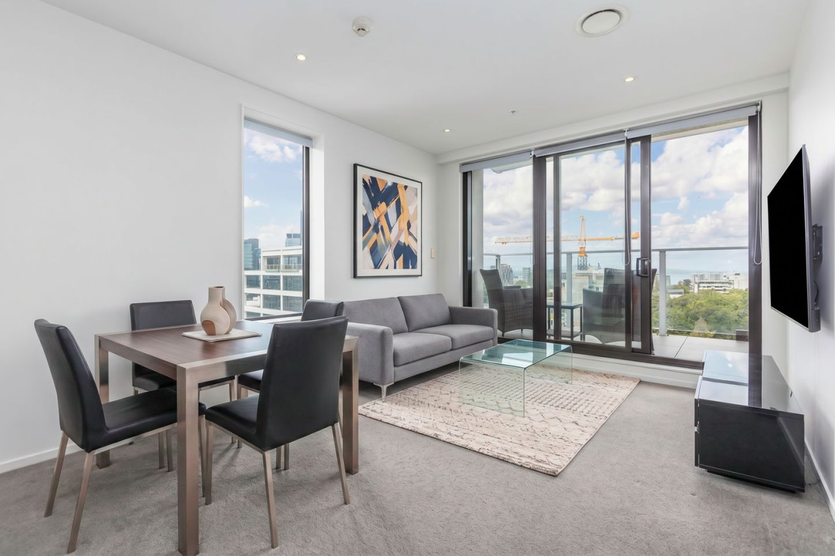 Double Grammar school zone, 62m2 Freehold 2 beds + 1 Flexi room 2 baths apartment, zoned for Auckland Grammar and Auckland Girls Grammar school, Queens Residences, built to the new building code, provides peace of mind, lifestyle, and convenience. 2005/8 Airedale Street, Auckland Central, Auckland