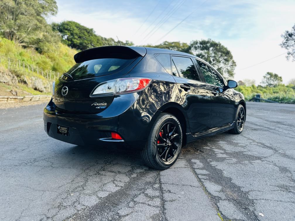 2013 Mazda Axela 20S SPORTS !! SKYACTIVE ENGINE !! Hatchback Tiptronic, Black, 5 seats, New Import, Petrol, 2,000 cc, 64,055 km