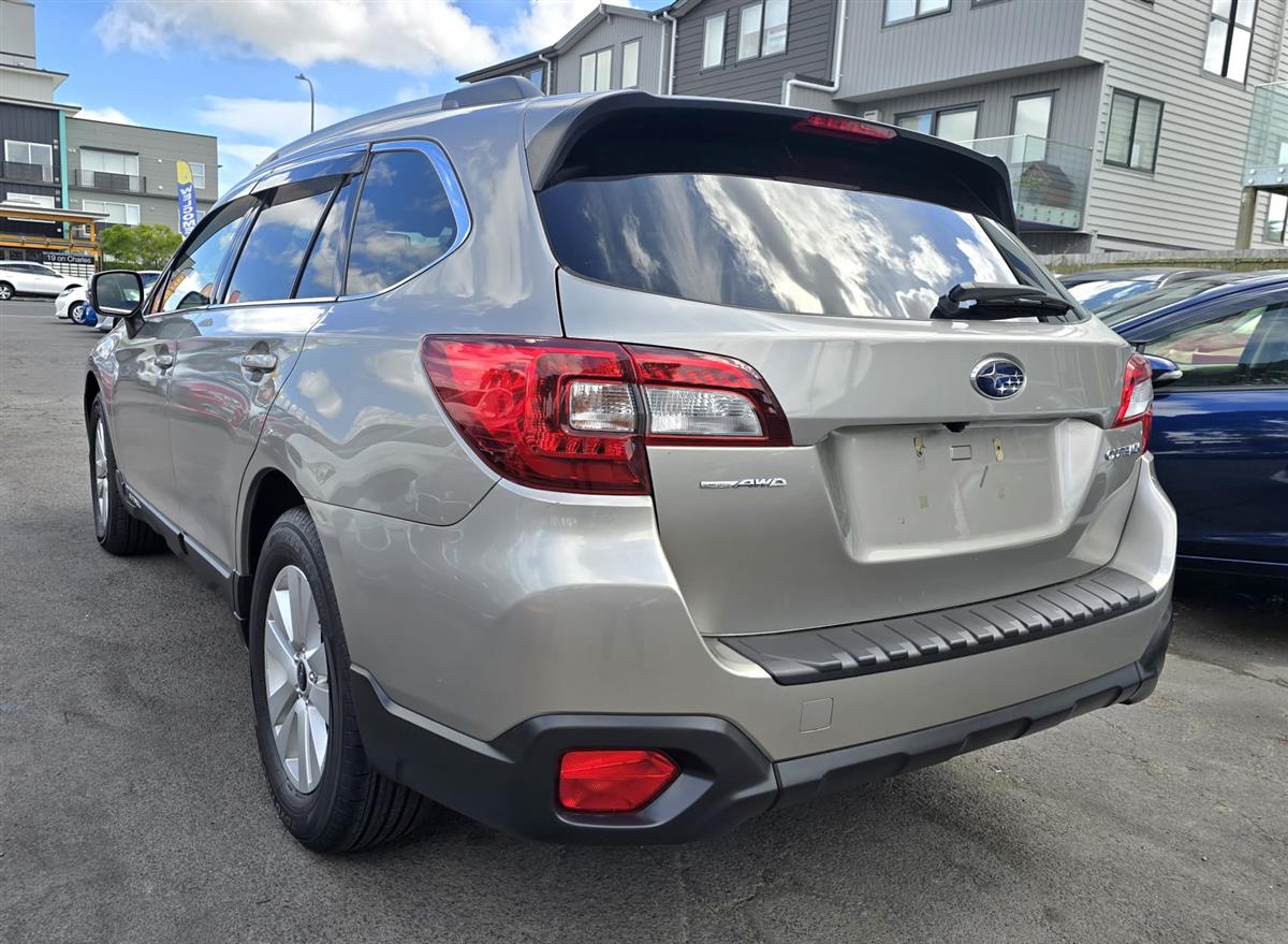2015 Subaru Outback **Cruise Control**Electric & Heating Seats**Paddle Shifter Model* 4WD* RV/SUV Automatic, Gold, 5 seats, Petrol, 2,498 cc, 93,594 km