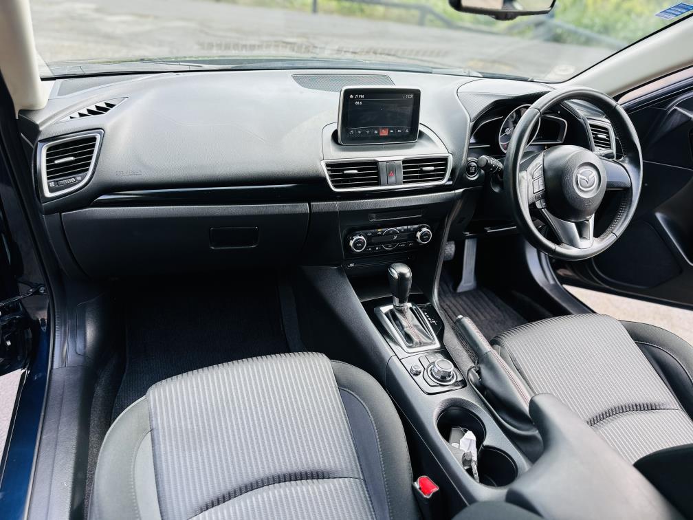 2015 Mazda Axela SPORTS !! SKYACTIVE ENGINE !! Hatchback Tiptronic, Blue, 5 seats, Petrol, New Import, 1,500 cc, 38,641 km