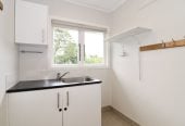 For rent, 3 beds 1 bath house with garage, Available from 5th June, Te Atatu Peninsula, Auckland