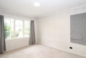 For rent, 3 beds 1 bath house with garage, Available from 5th June, Te Atatu Peninsula, Auckland