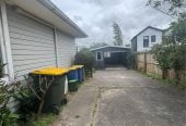 For rent, 3 beds 1 bath house with garage, Available from 5th June, Te Atatu Peninsula, Auckland
