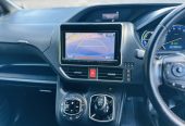 2014 Toyota Voxy HYBRID !! HIGH SPEC !! Van Tiptronic, 7 seats, New Import, Hybrid, 1,800 cc, 99,737 km