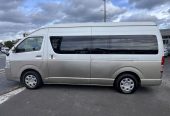 2017 Toyota Hiace Van Automatic, 10 seats, Minibus, Petrol, 2,690 cc, 149,093 km