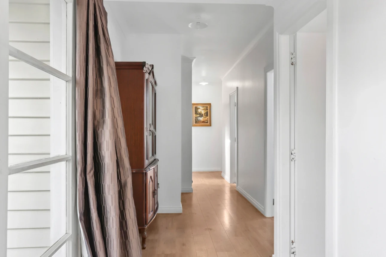 Must sell, 4 beds 1 bath house on 890m2 section, Concept plans are already available, Enjoy effortless access to WestCity, local amenities, and transport links. The vendors are highly motivated and ready to meet the market. ALL CONJUNCTIONALS WELCOME, 15 Kingdale Road, Henderson, Auckland