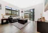 5 beds (3 ensuites) 4.5 baths house with 1 bed granny, a garage and 3 on-site parking spaces, Central heating & cooling system, Built-in background music system, Zoned for Ormiston Primary, Junior & Senior College, 11 Puruatanga Drive, Flat Bush, Auckland