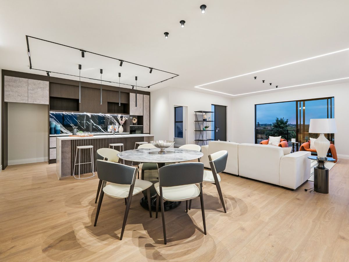 For rent, No Pet, No smoker. 4 beds + study room 2 baths house with double garage and Waterfront Views, Available Now, 28 Evergreen Parade, Karaka, Auckland