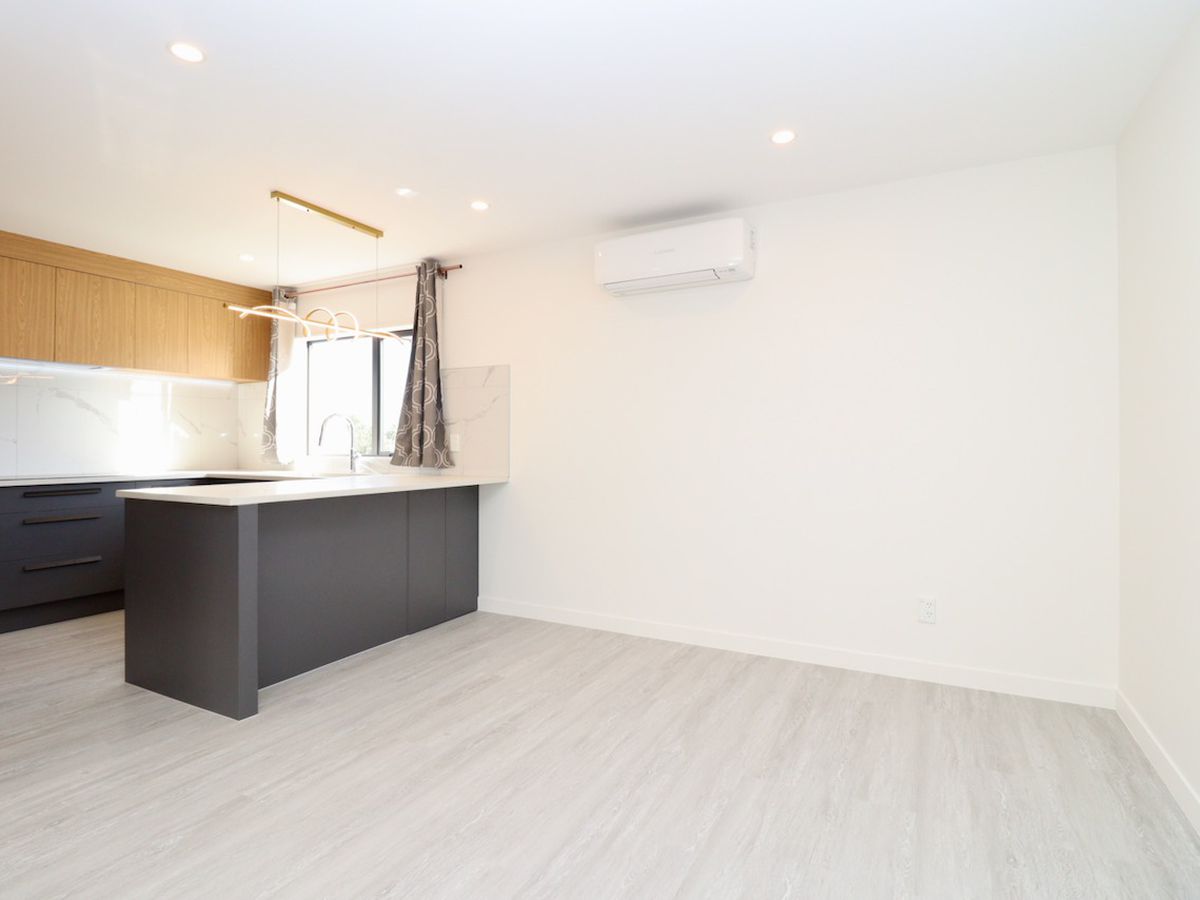 For rent, 4 beds 3 baths townhouse with garage, Available on Sun 14th Jun, We welcome new immigrants and families on WINZ benefits, Mount Wellington, Auckland