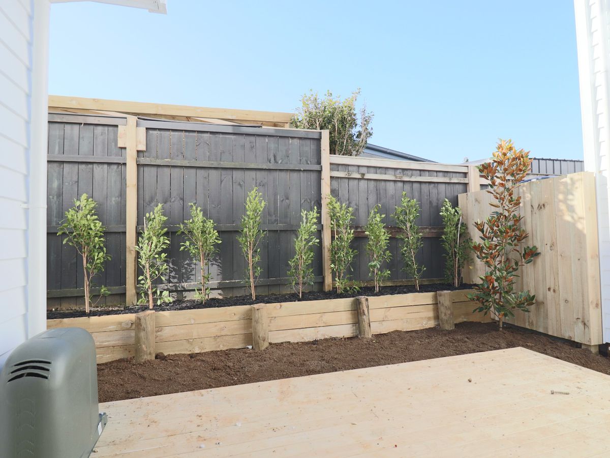 For rent, Macleans Zone, Brandnew 4 beds 2 baths townhouse with garage, Available Now, 303B Bucklands Beach Road, Bucklands Beach, Auckland