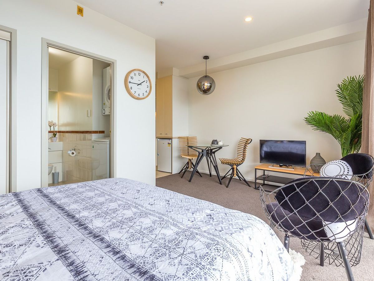 For rent, 33m2 1 bede 1 bath studio apartment, Available from 30th May, 12I / 14 Waterloo Quadrant, City Centre, Auckland