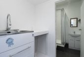 For rent, Renovated 4 beds 2 baths house with 3 car parks, Additional self-contained 1 bed 1 bath at the rear , Available Now, 130B Mount Wellington Highway, Mount Wellington, Auckland