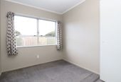 For rent, Renovated 4 beds 2 baths house with 3 car parks, Additional self-contained 1 bed 1 bath at the rear , Available Now, 130B Mount Wellington Highway, Mount Wellington, Auckland