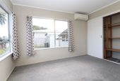 For rent, Renovated 4 beds 2 baths house with 3 car parks, Additional self-contained 1 bed 1 bath at the rear , Available Now, 130B Mount Wellington Highway, Mount Wellington, Auckland