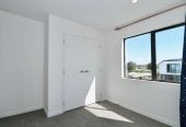 For rent, No Pet, No smoker., We welcome new immigrants and families on WINZ benefits, 3 bed 2.5 baths townhouse with car park, Available from 10th June, Mount Wellington, Auckland