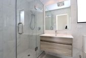 For rent, No pets, no smokers, 4 beds 3 baths townhouse with car park, Available on Fri 5th Jun, West Harbour, Auckland