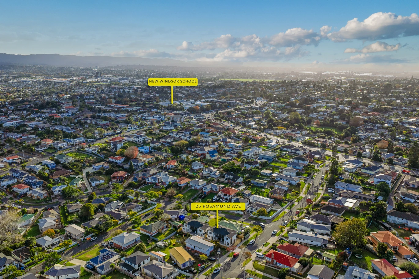 10-Year Master Build Warranty, Brandnew 3 beds 2.5 baths duplex home with garage, close to motorway access, Mount Roskill Shopping Hub, In zone for New Windsor School, Blockhouse Bay Intermediate and Lynfield College, 25A Rosamund Avenue New Windsor, Auckland