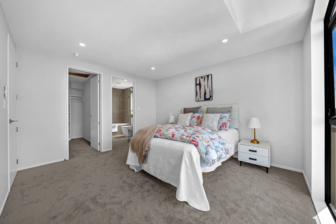 171m2 Brandnew standalone 4 beds 4 baths home with garage, Fully fenced yard with deck, just a short walk to Highland Park Shopping Centre, Pak’n Save, cafés, and transport, Zoned for Howick Primary, Howick Intermediate, and Pakuranga College, 30C Tomintoul Place Highland Park, Auckland