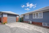 453m2 section, Selling After 27 Years To Downsize, 3 beds 2 baths house with 2 single garages, close to schools, shops, 10 Kelwyn Road, Kelston, Auckland