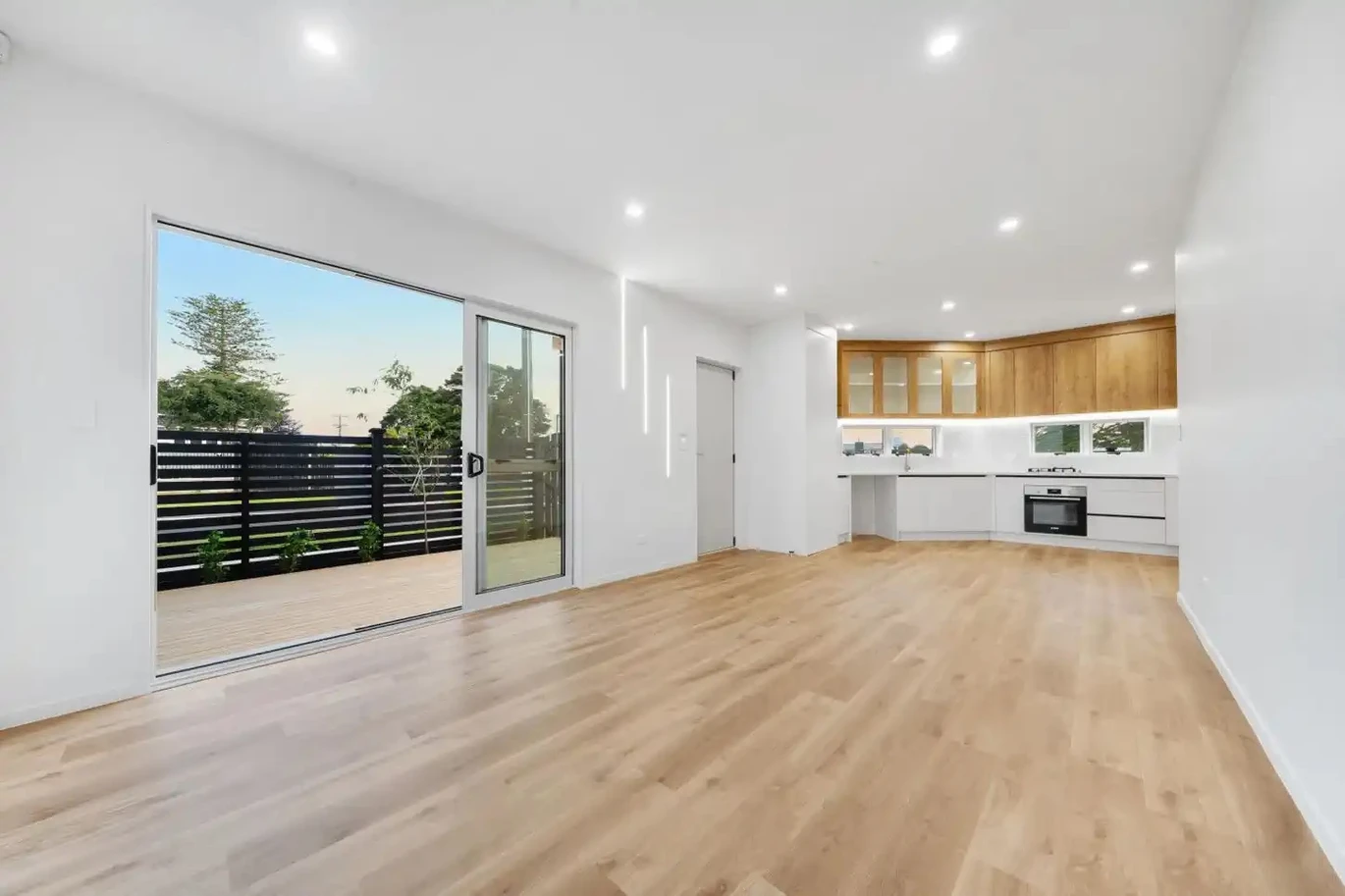 Brandnew 3 Bedrooms | 2.5 Bathrooms | Single Internal-Access Garage | Freehold Corner Site, close to schools shops, supermarkets, train station, 30 Carruth Road Papatoetoe, Auckland