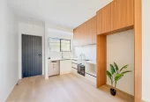Brandnew 3 double bedrooms plus a dedicated home office/study 2.5 baths home with garage, zoned for Mangapikopiko School with elite ACG Strathallan just a short drive away. close to shops, motorway access, 23 Aratuhia Lane Rosehill, Auckland