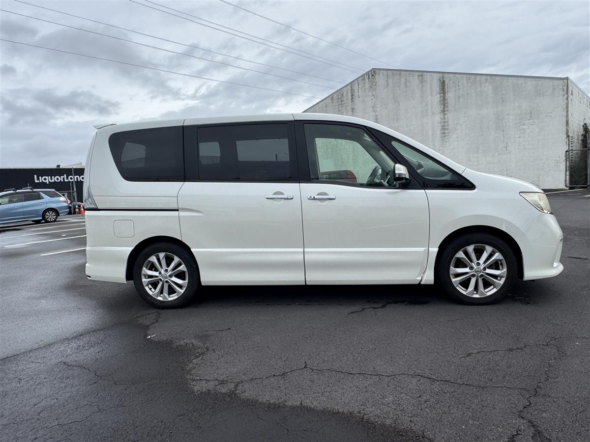 2011 Nissan Serena S-Hybrid Highway Star 8 Seats Van Automatic, 7 seats, 2,000 cc, 170,000 km, Finance Available