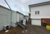 For rent, 2 beds 1 bath unit, Available from 27th June, Conveniently located behind the local shops on Main Road, 68 Main Road, Kumeu, Auckland