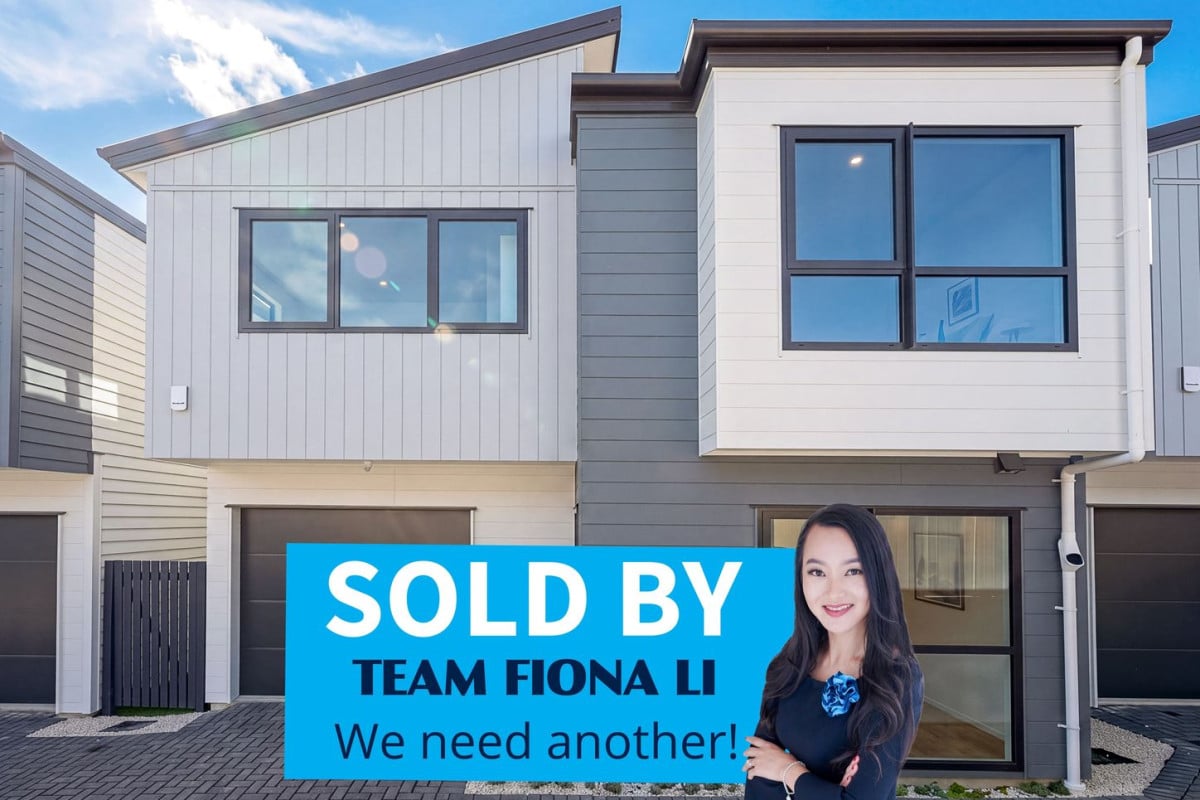Brandnew standalone 4 beds 2.5 baths home with garage, move-in ready, Just a short drive to Lincoln Road amenities, supermarkets, schools, multiple dining options, and motorway access, 334B Swanson Road, Ranui, Auckland