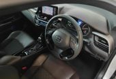 2018 Toyota C-HR G LED EDITION/GRADE 4.5/ RV/SUV Automatic, 5 seats, Perl, New Import, Hybrid, 1,800 cc, 64,333 km