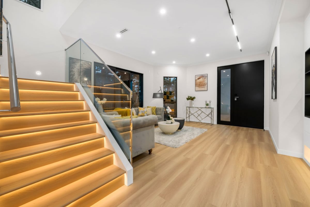 Backing directly onto a peaceful reserve. Brandnew 7 beds (5 ensuites) 6.5 baths house, double garage plus 2 more onsite car parks, 2 beds granny, 2C Hughs Way, Flat Bush, Auckland